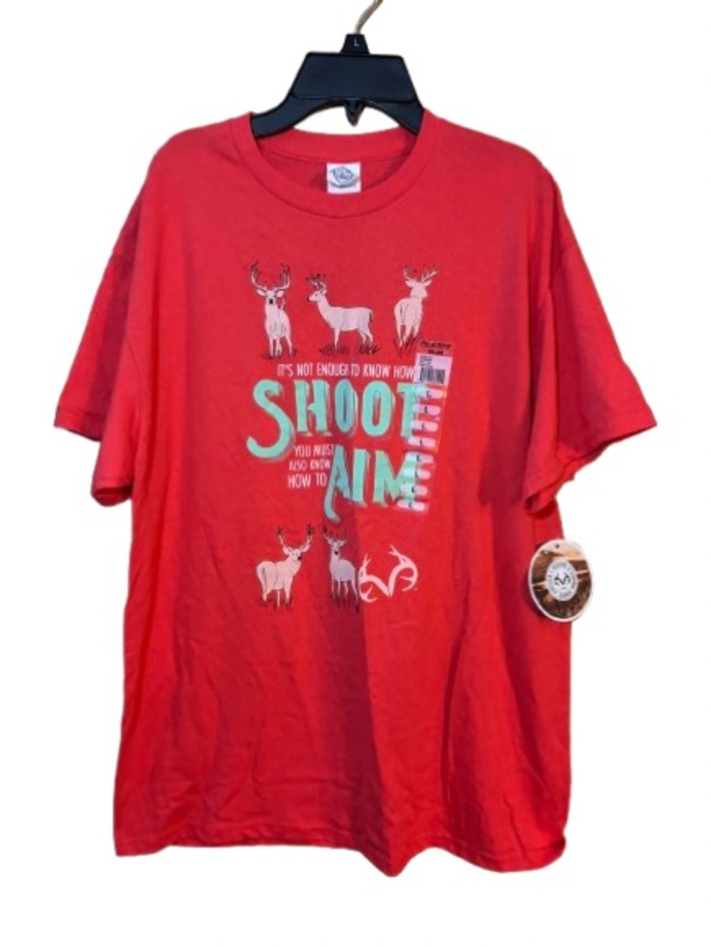 Realtree coral-colored men's t-shirt
Large